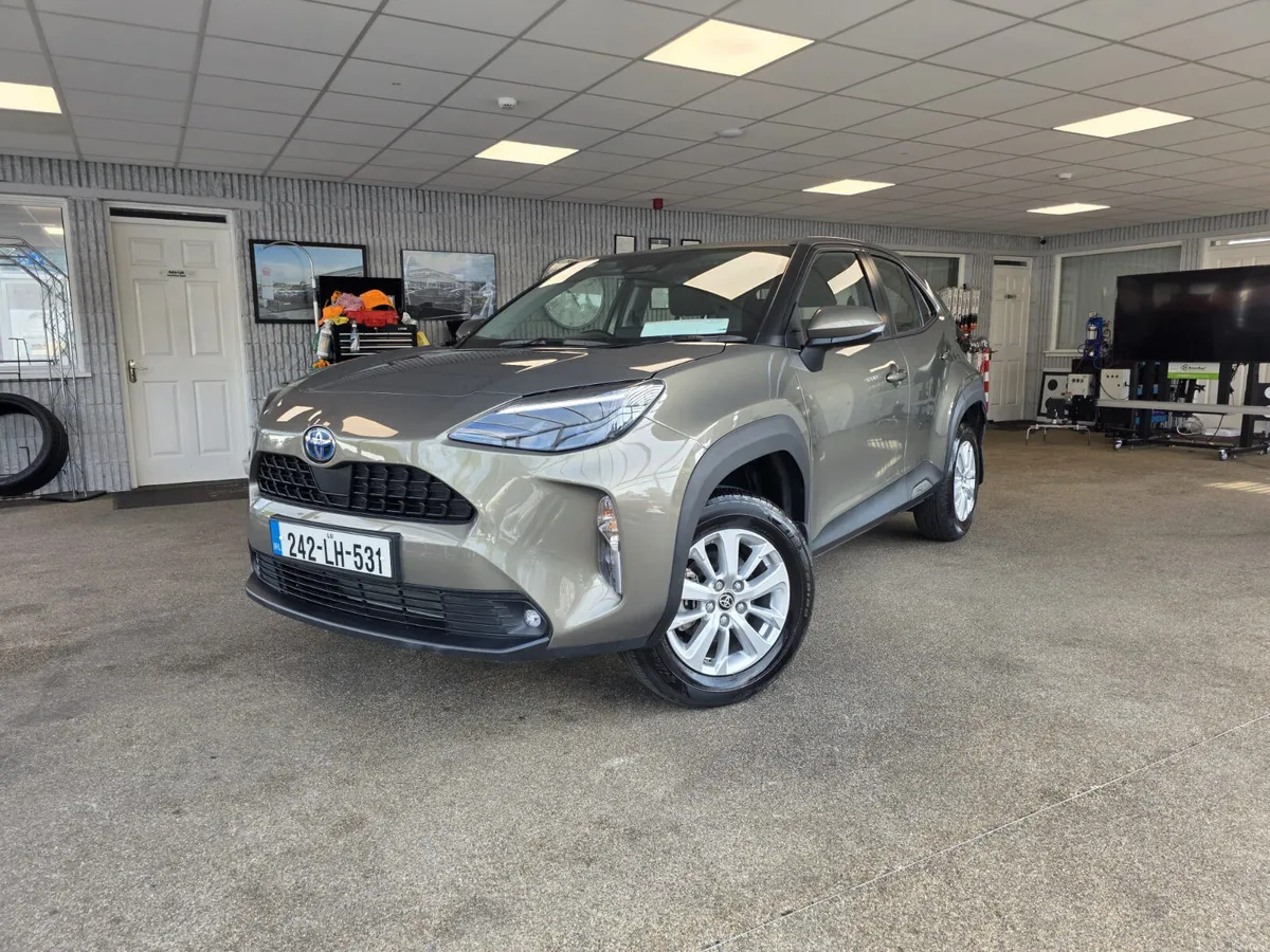Toyota Yaris Cross  1.5 Hybrid Luna 2024 - Image 2