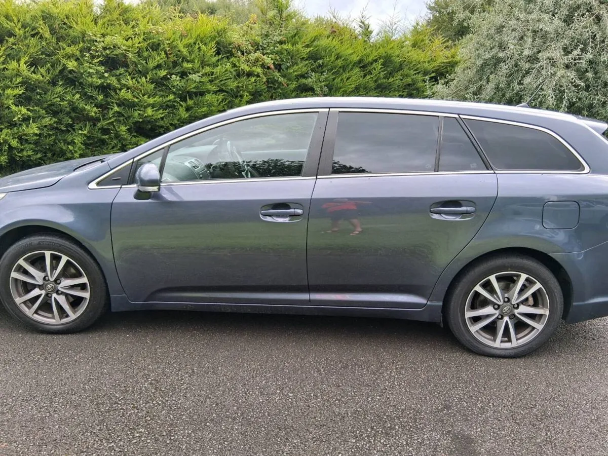 2013 Toyota Avensis 2.0 d4d estate nct tax extras - Image 3