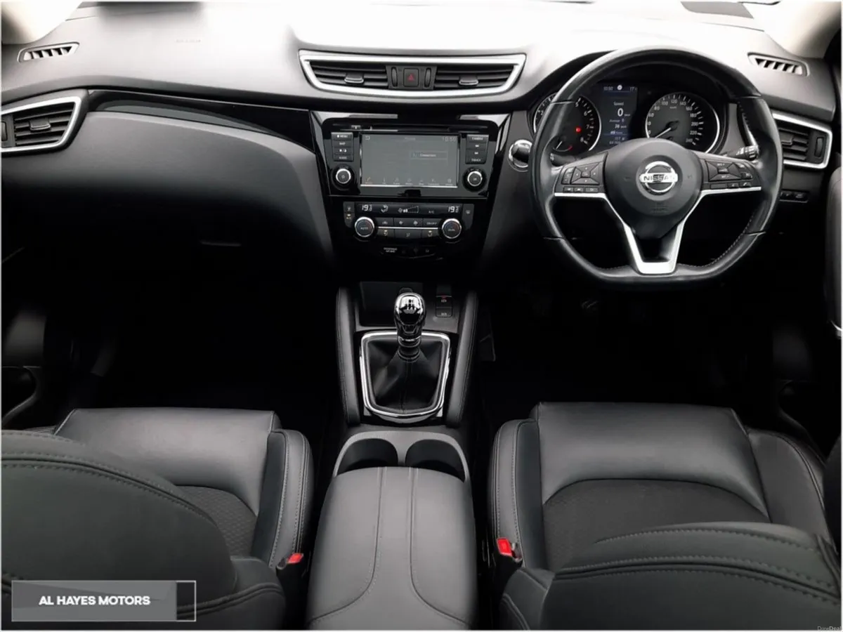 Nissan Qashqai **LIKE NEW**SV PREMIUM 1.3 PET *NCT - Image 2