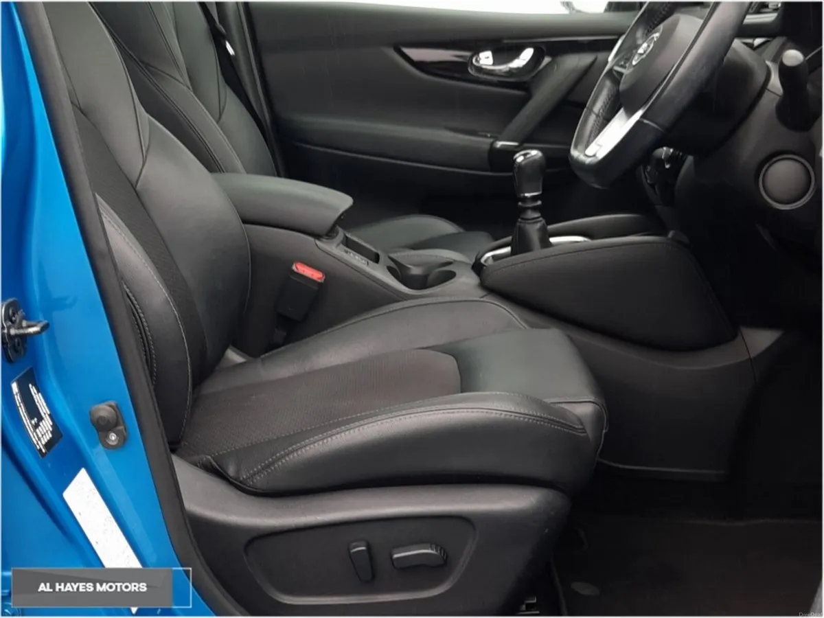 Nissan Qashqai **LIKE NEW**SV PREMIUM 1.3 PET *NCT - Image 4