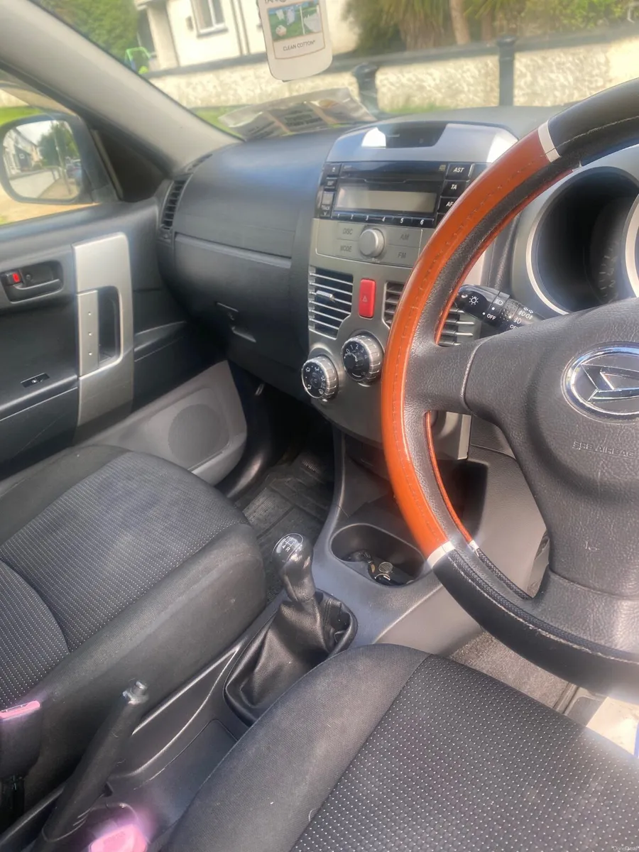 Daihatsu Terios 2010 - Image 5