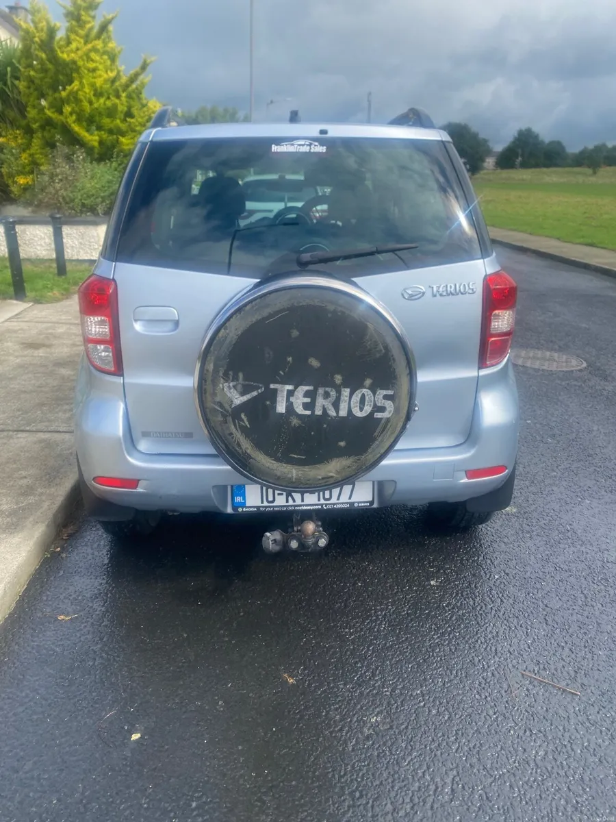 Daihatsu Terios 2010 - Image 4