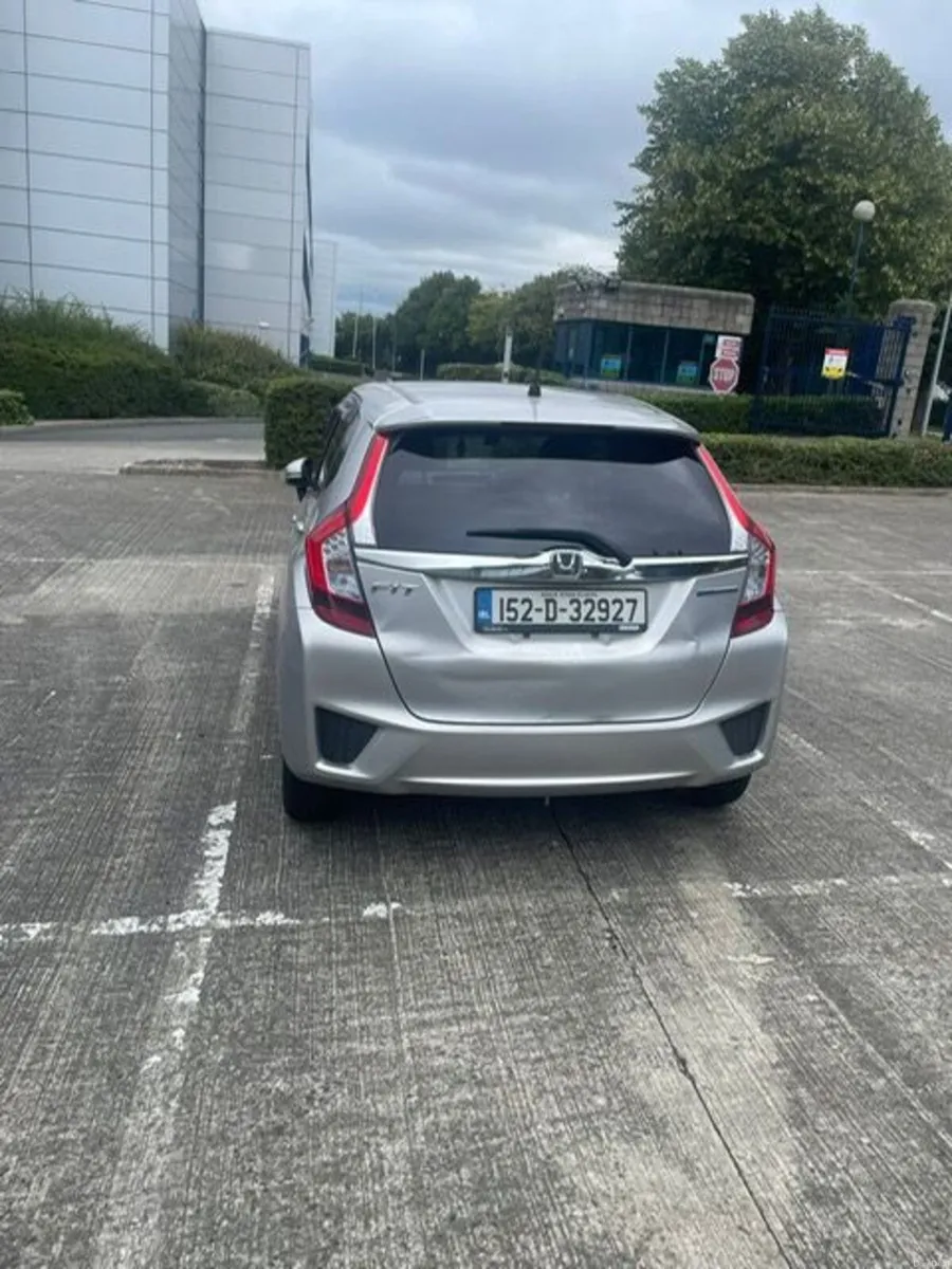 Honda Fit 2015 - Image 4
