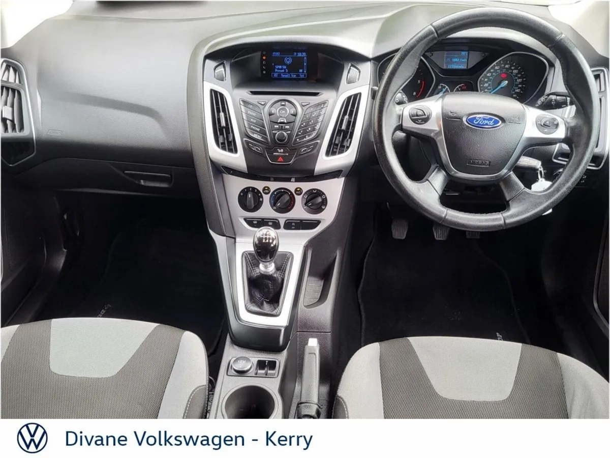 Ford Focus ZETEC 1.6 DIESEL 11BHP - Image 2