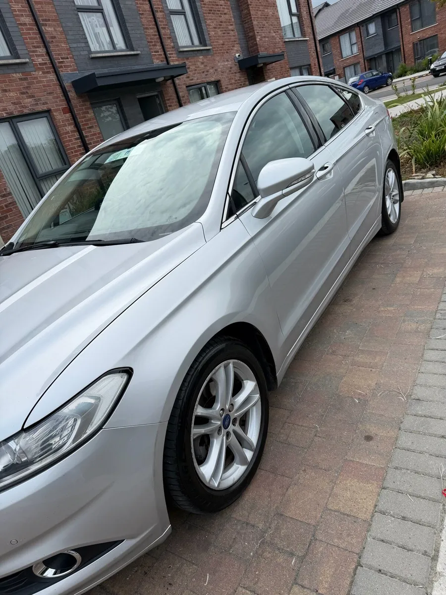 Car for sale - Image 2