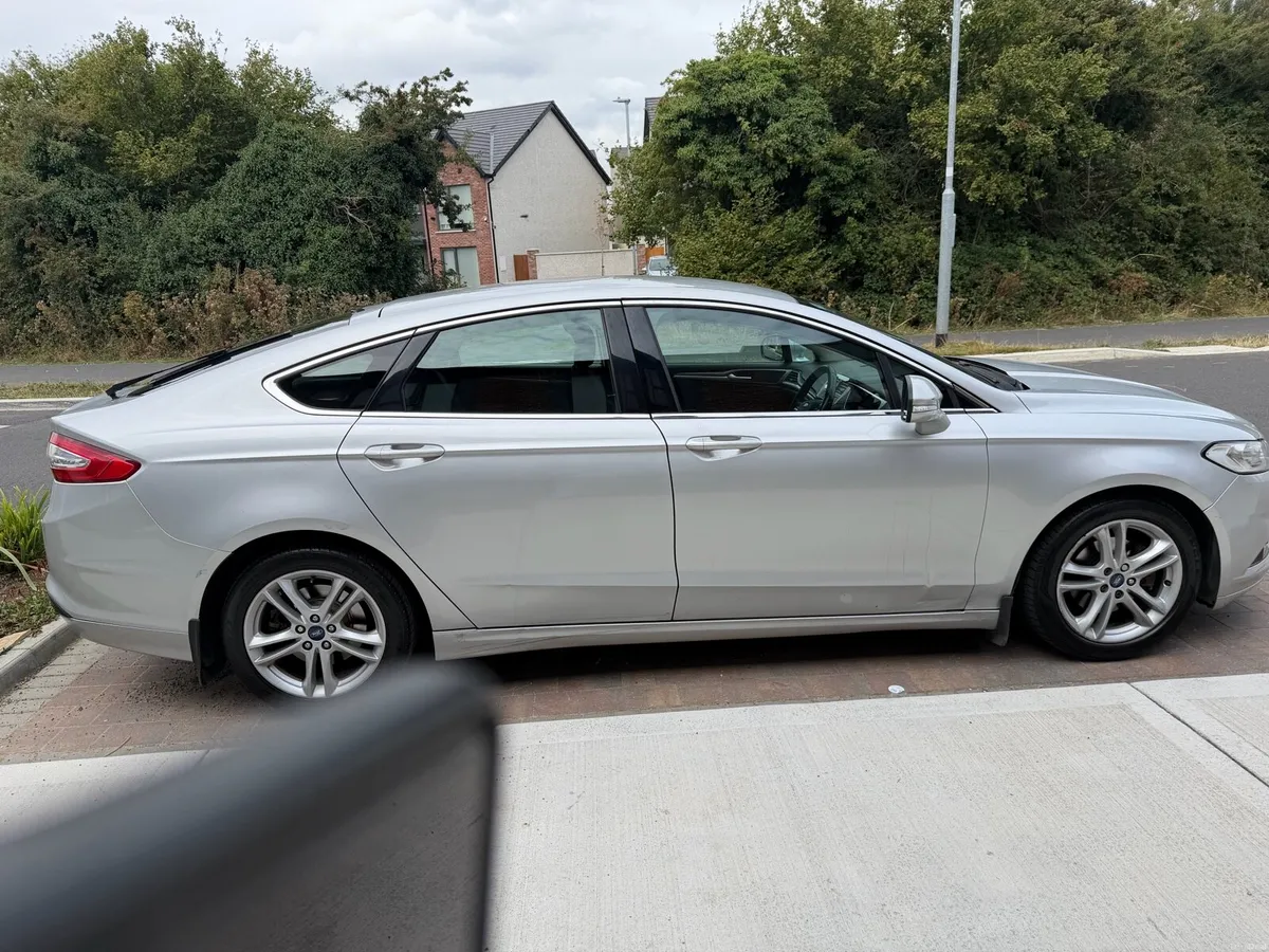 Car for sale - Image 1