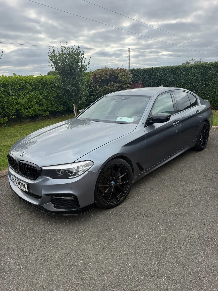 Car - Image 1