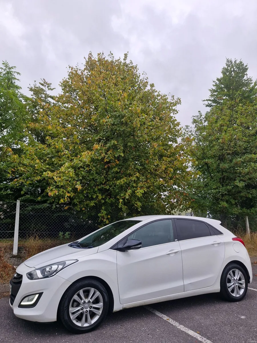 142 Hyundai i30 1.6 Diesel, Low Mileage - Image 2