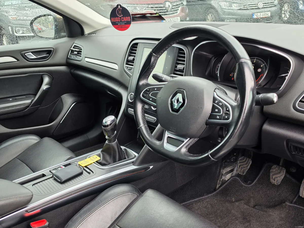 172 Megane 1.6d Signature/High spec/Warranty - Image 5