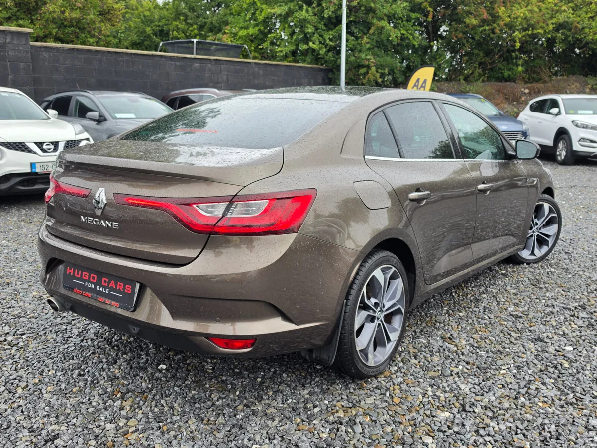 172 Megane 1.6d Signature/High spec/Warranty - Image 2