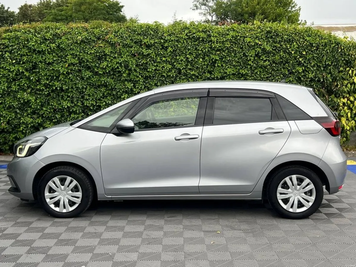Honda Fit 1.5 HYBRID AUTO // DIGITAL CLUSTER // PA - Image 3