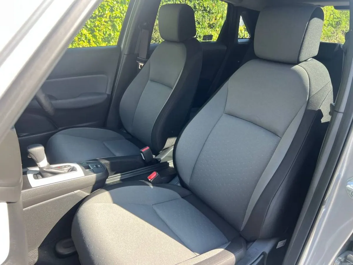 Honda Fit 1.5 HYBRID AUTO // REVERSE CAMERA // DIG - Image 6