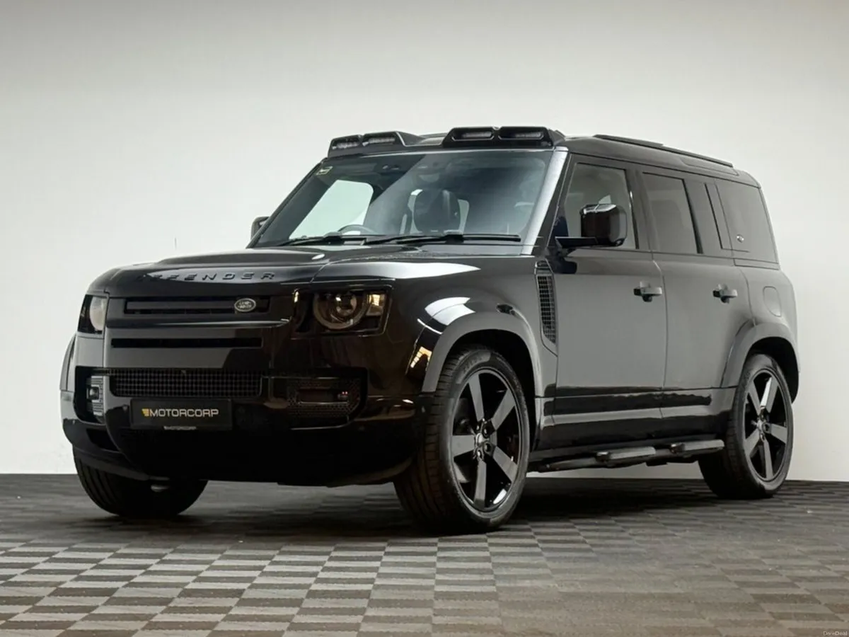 Land Rover Defender XS EDITION 110 P400E - Image 3