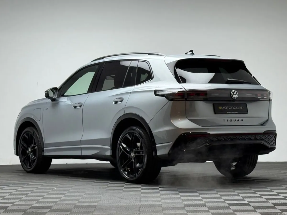 Volkswagen Tiguan R-LINE 1.5 TSI PHEV DSG - Image 5