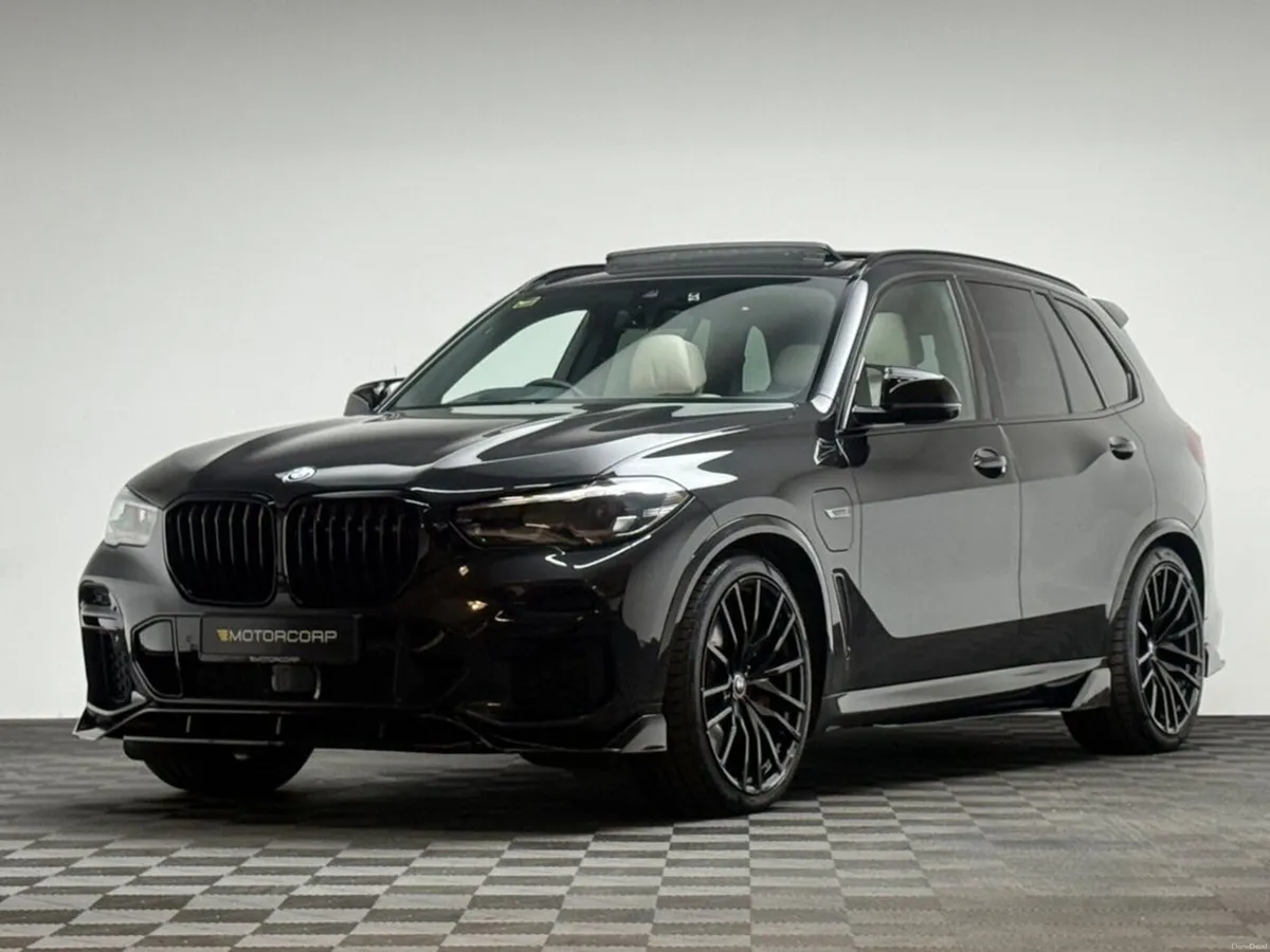 BMW X5 45E M SPORT XDRIVE *PAN ROOF* - Image 3