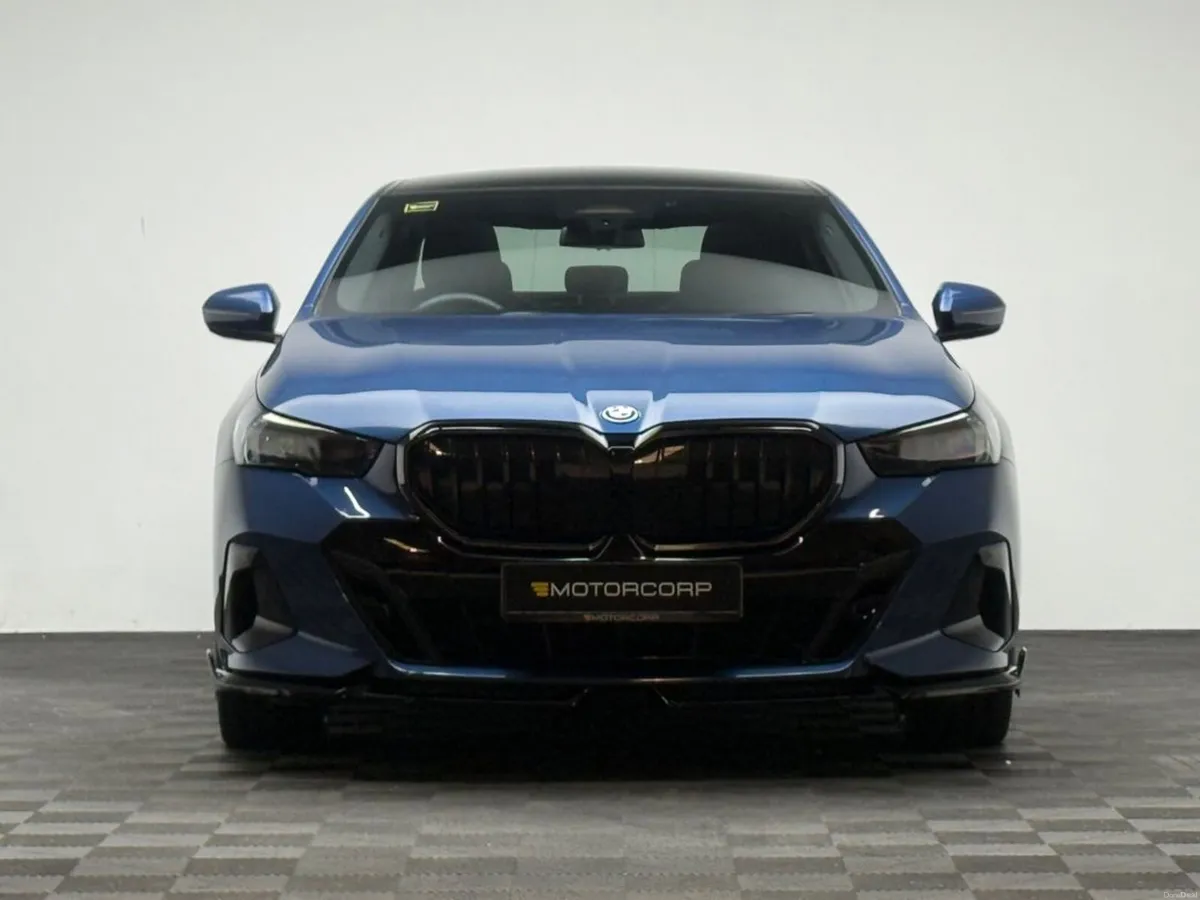 BMW 5-Series 530E M SPORT PRO - Image 2