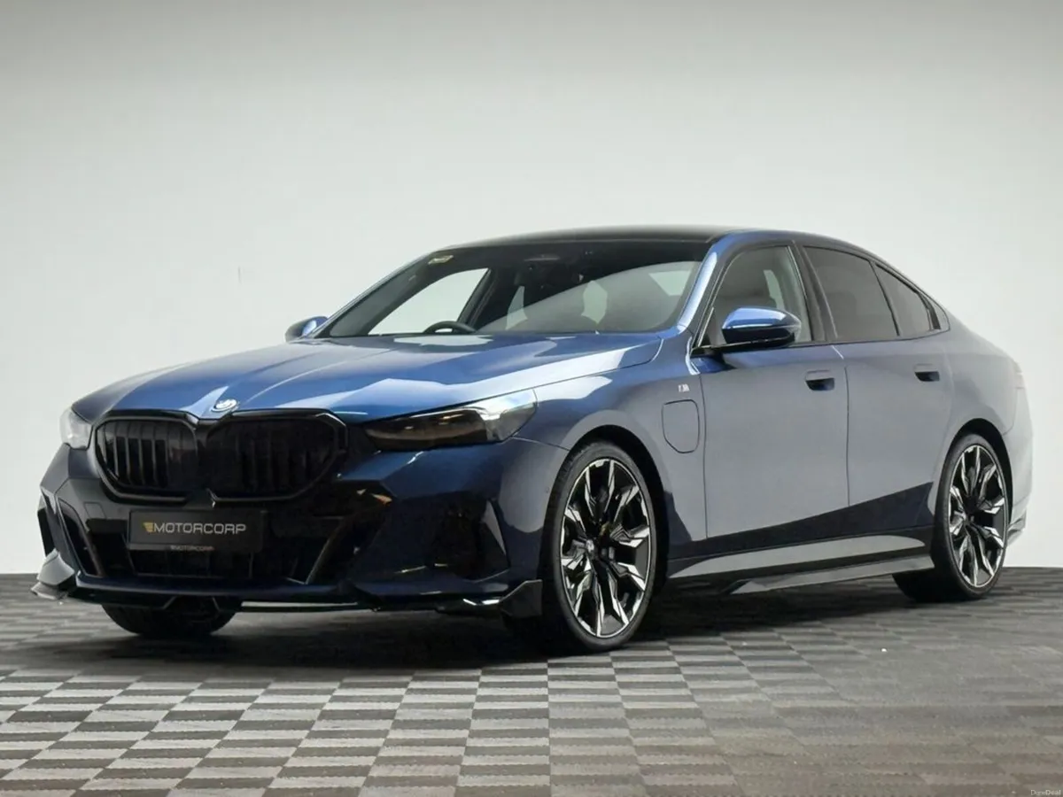 BMW 5-Series 530E M SPORT PRO - Image 3