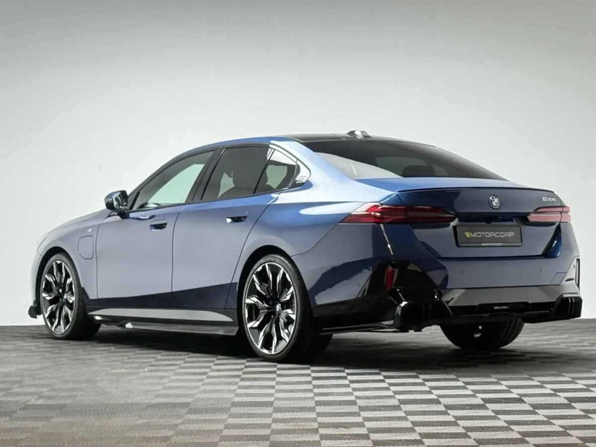 BMW 5-Series 530E M SPORT PRO - Image 5