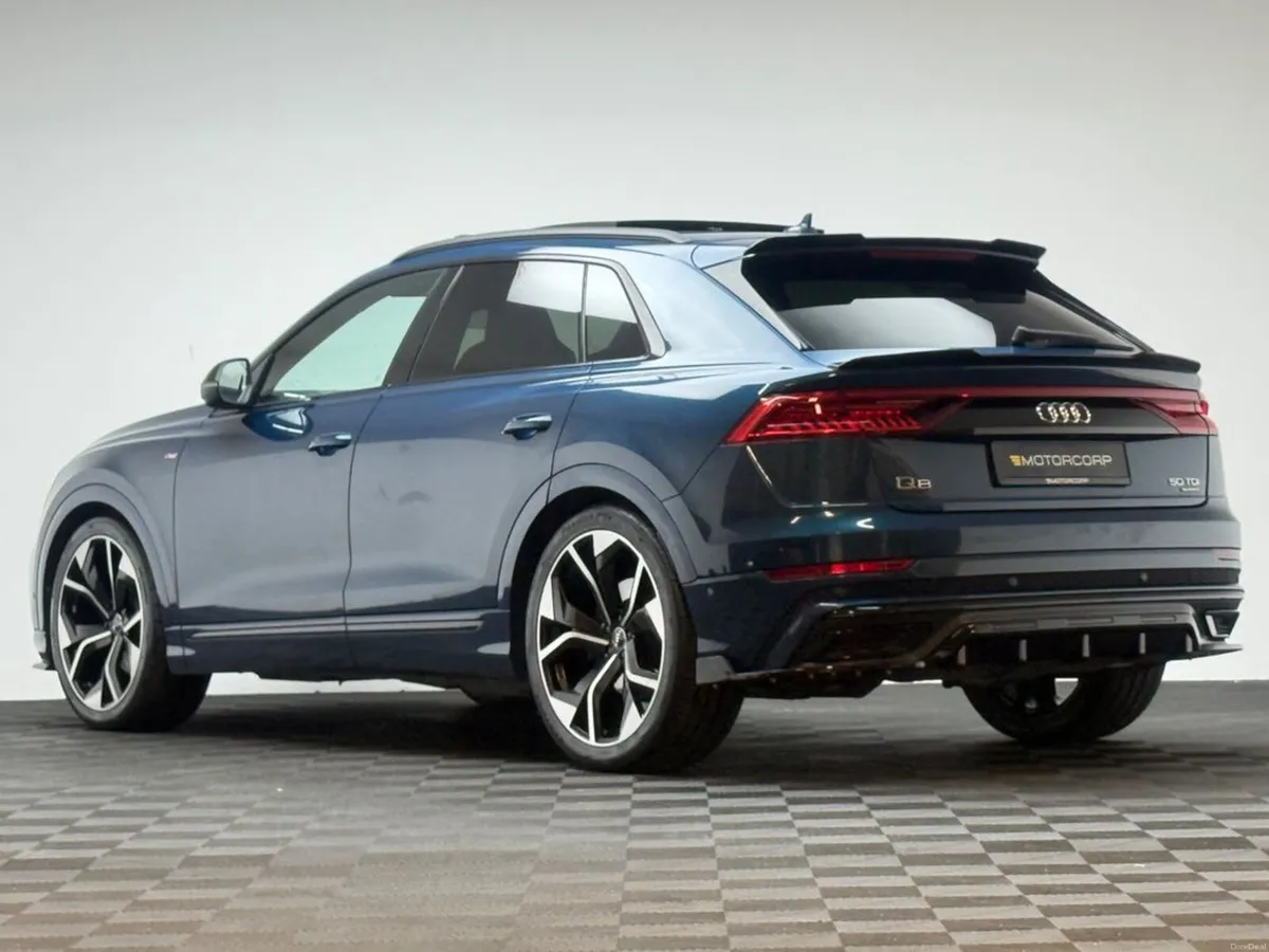Audi Q8 S LINE BLK ED 50 3.0 TDI *HUGE SPEC* - Image 5