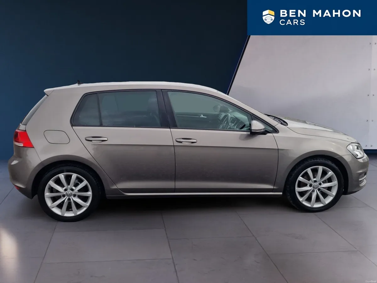 2015 Volkswagen Golf 1.6 TDI Highline – Metallic B - Image 6