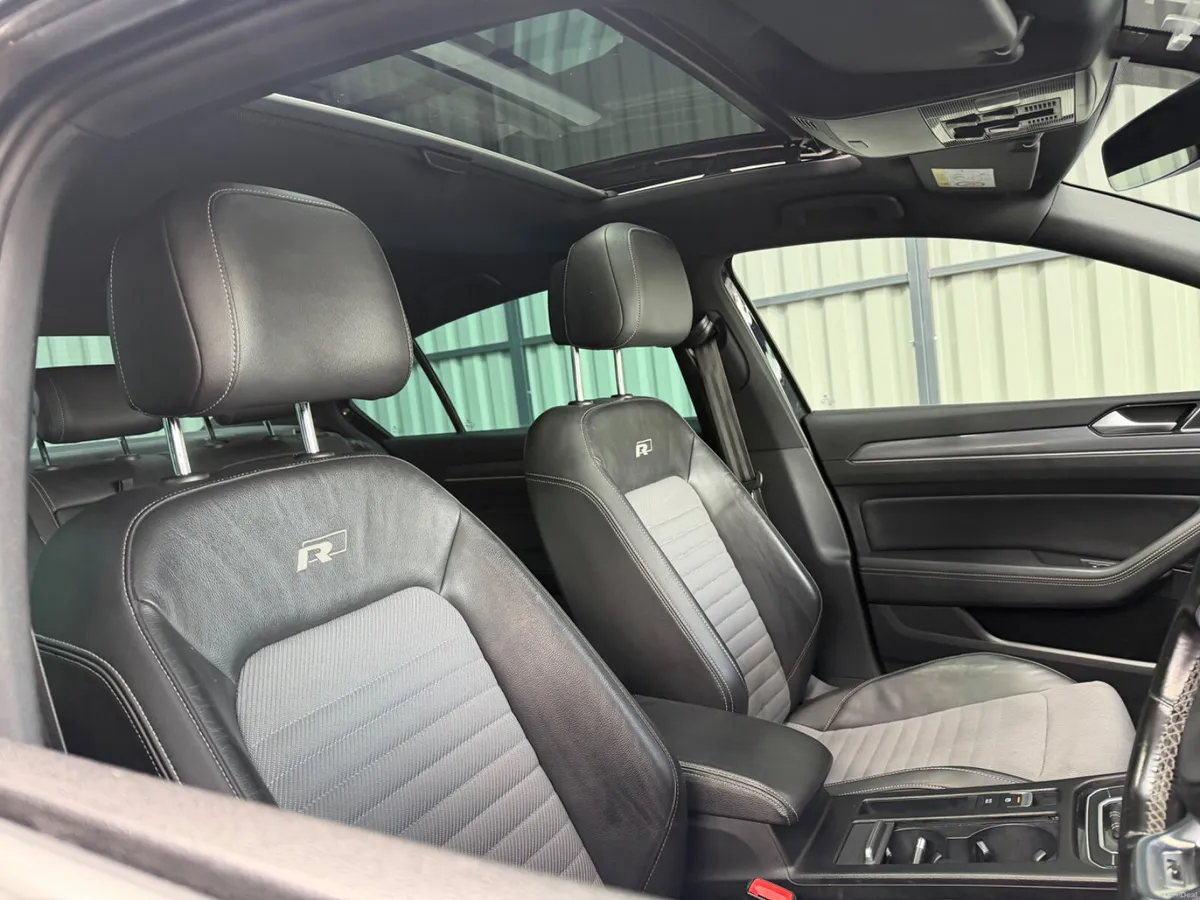 Volkswagen Passat 2017 R-Line Auto Pan Roof - Image 3