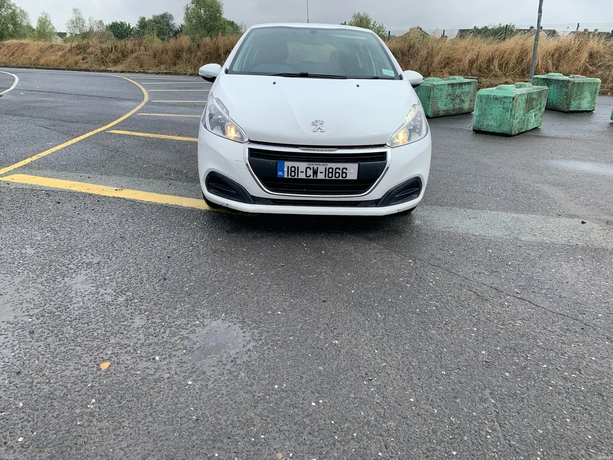 181 Peugeot 208 - Image 3