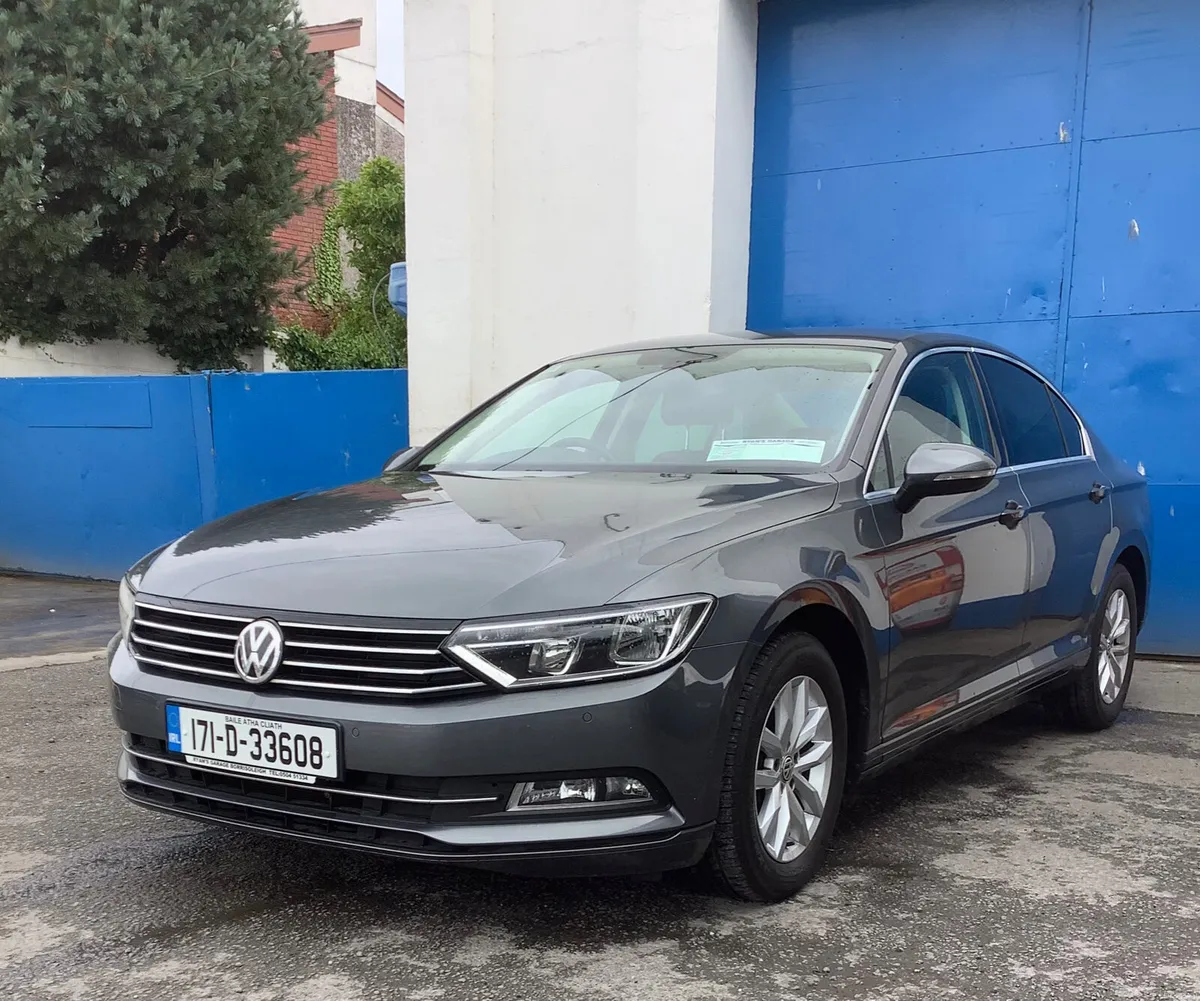 Volkswagen Passat 2017 - Image 1