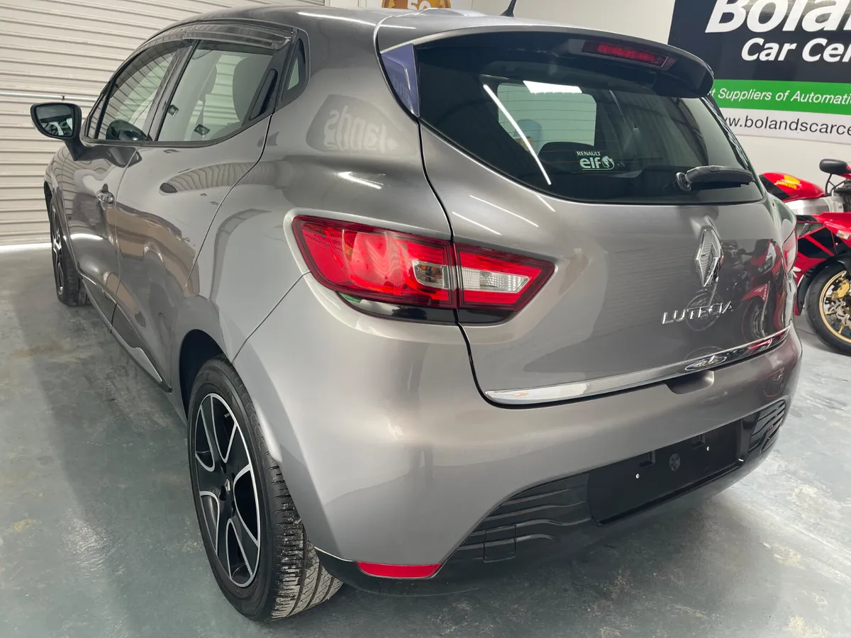 2015 Renault Clio 1.2 Automatic 5dr Model - Image 6