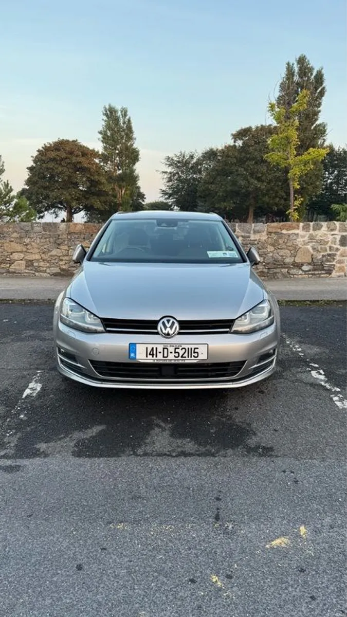 2014 Volkswagen Golf - Image 1