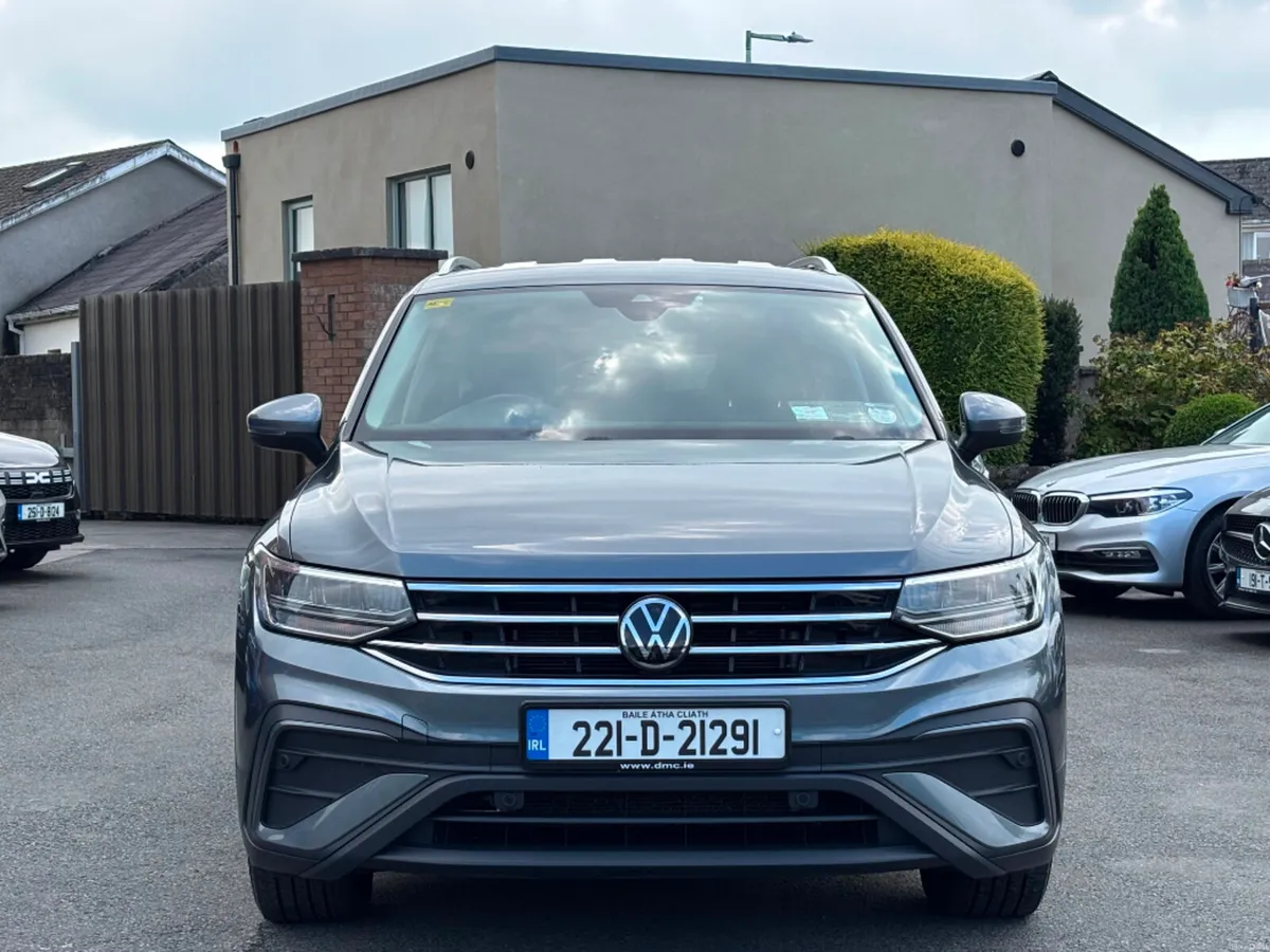 Volkswagen Tiguan ALLSPACE LIFE 2.0TDI 150BHP AUTO - Image 2