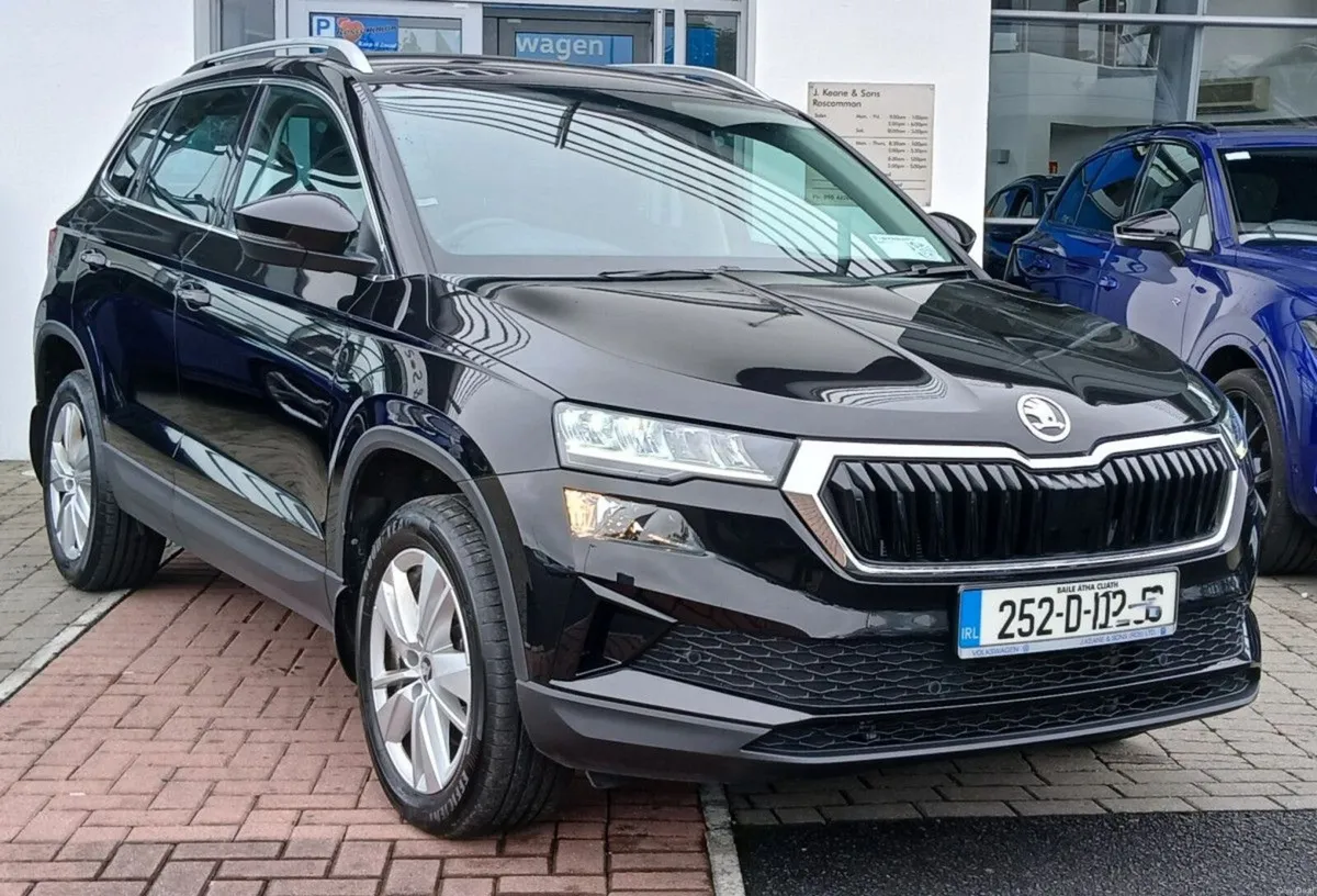 Skoda Karoq SELECTION 2.0TDI 115HP **APP CONNECT, - Image 1