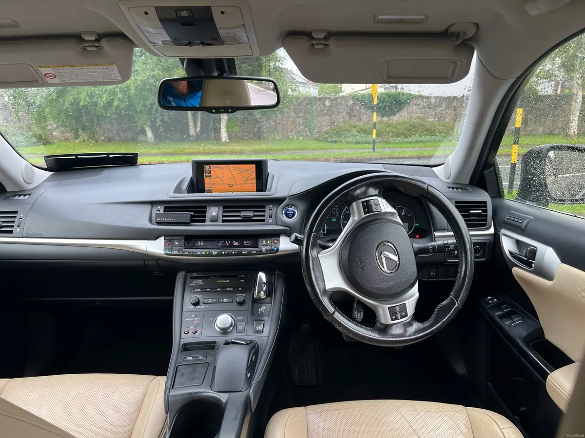 Lexus CT200 - Image 5