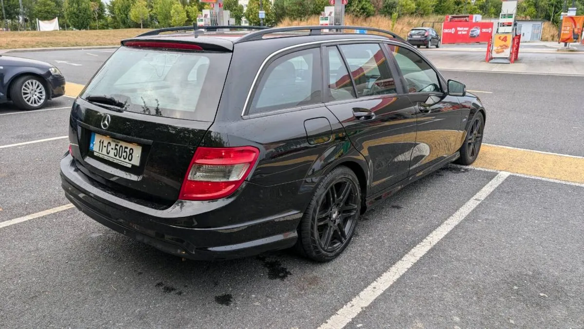 2011 Mercedes C200 Automatic - Image 4