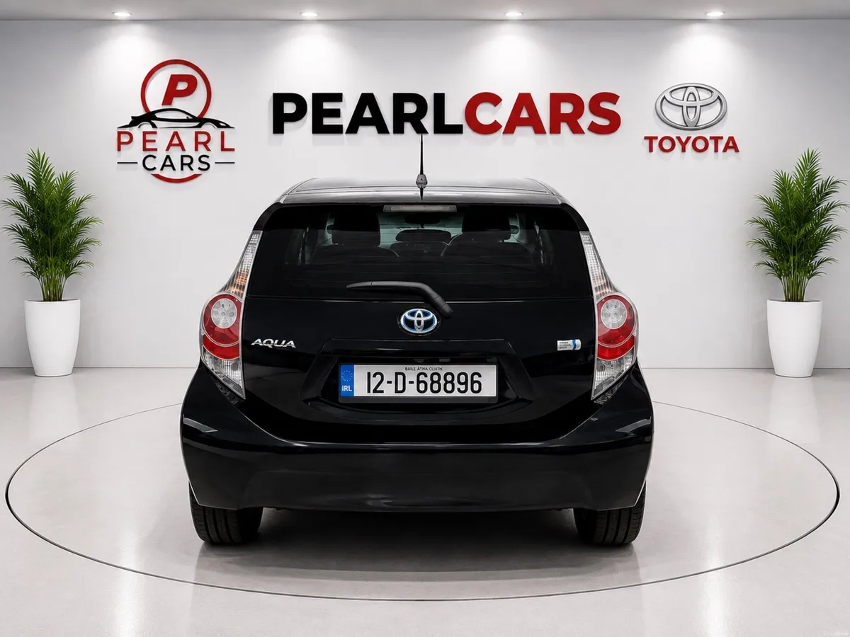 Toyota Aqua 2012 - Image 5