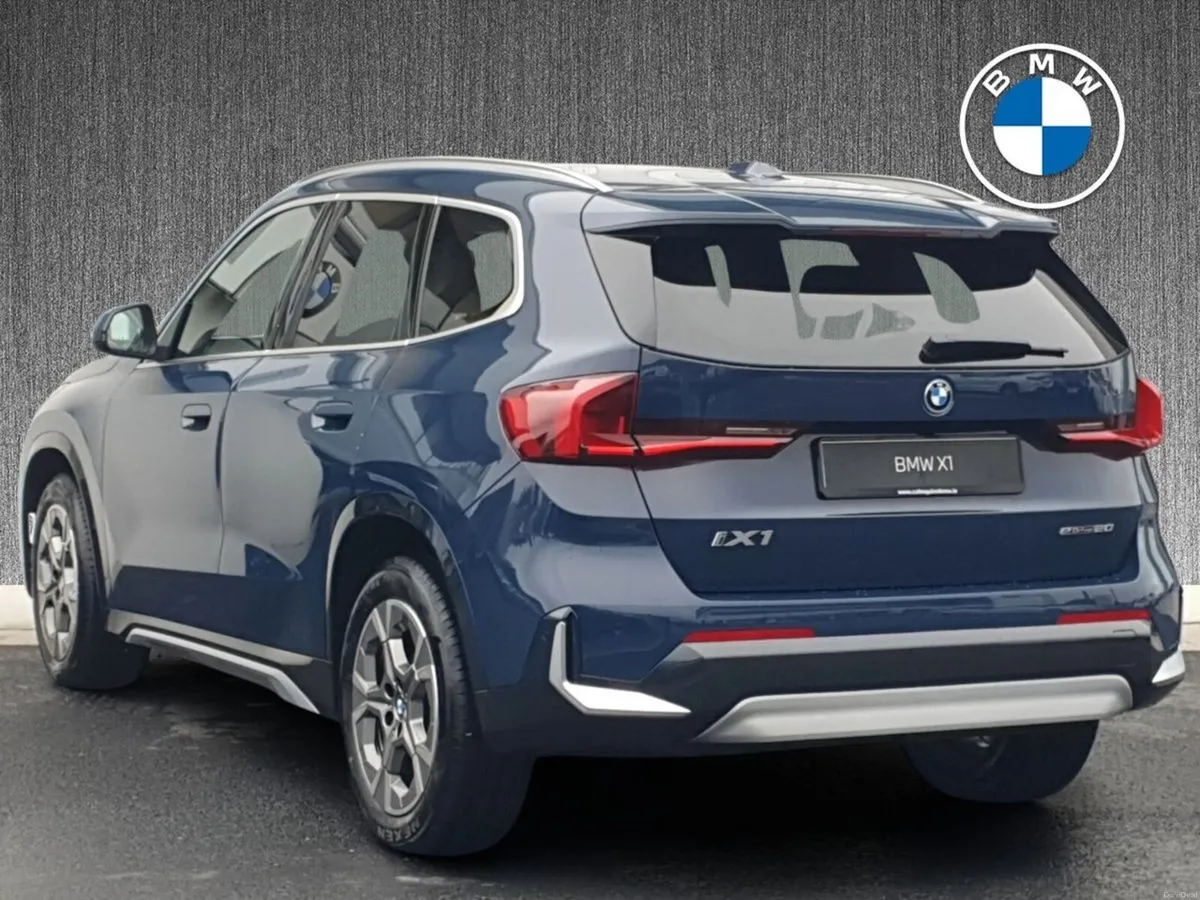 BMW iX1 eDrive20 xLine - Image 2