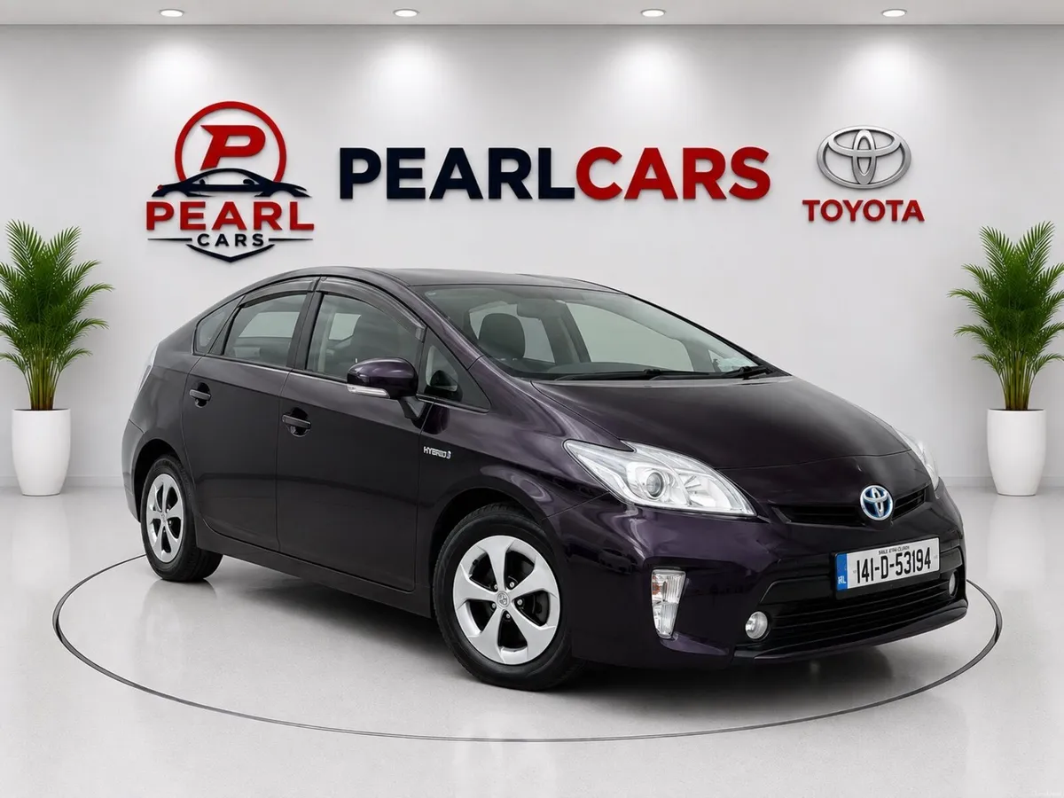 Toyota Prius 2014 Hybrid with 3 months warranty - Image 3
