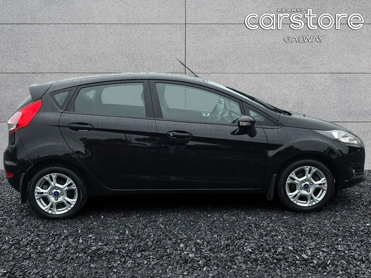 Ford Fiesta 1.25 60PS Zetec - Image 2
