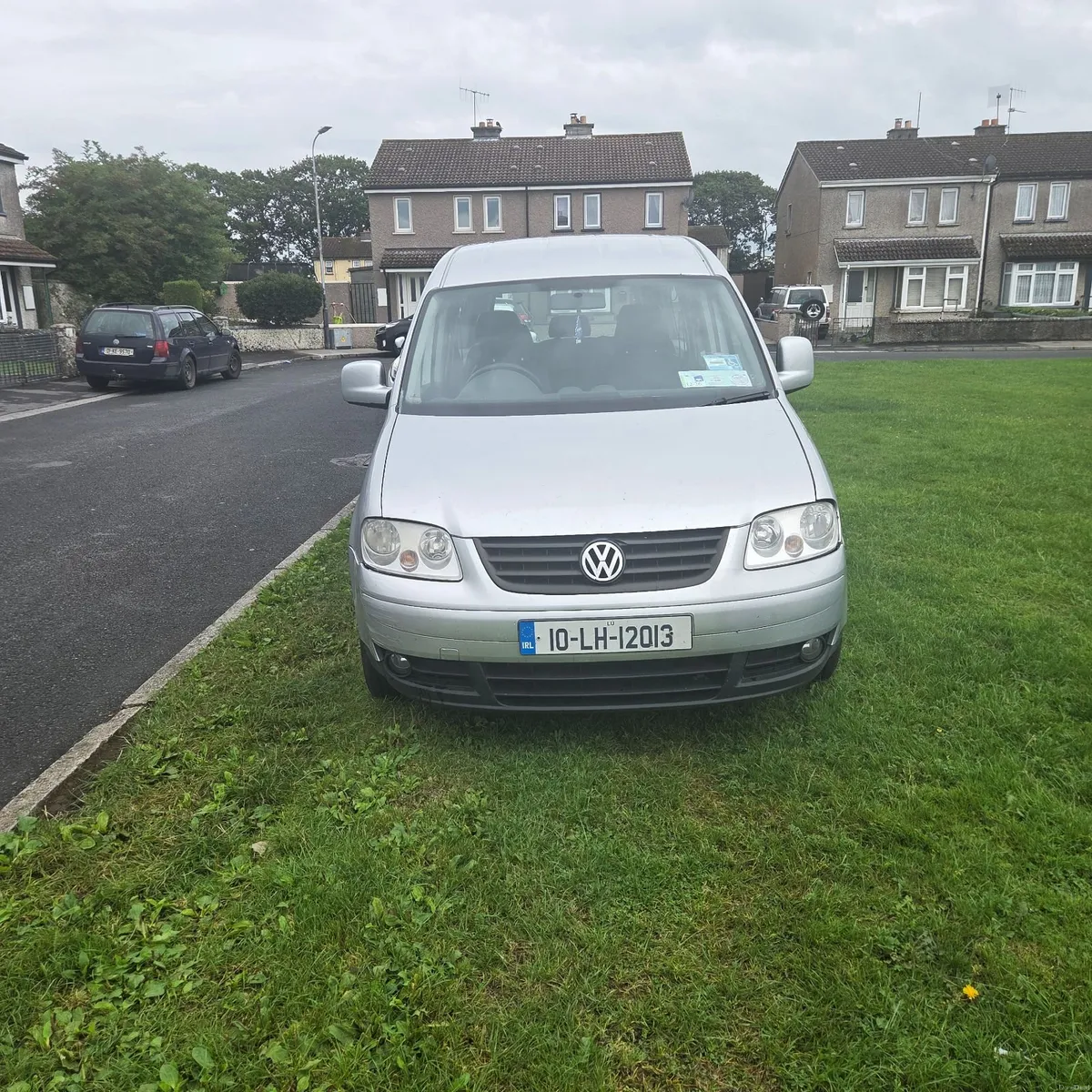 Volkswagen Caddy Maxi Life 2010 - Image 6