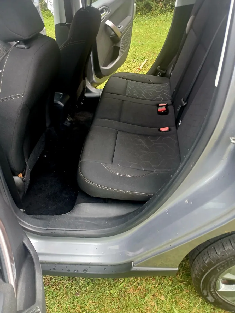 Peugeot 2008 2015 - Image 3