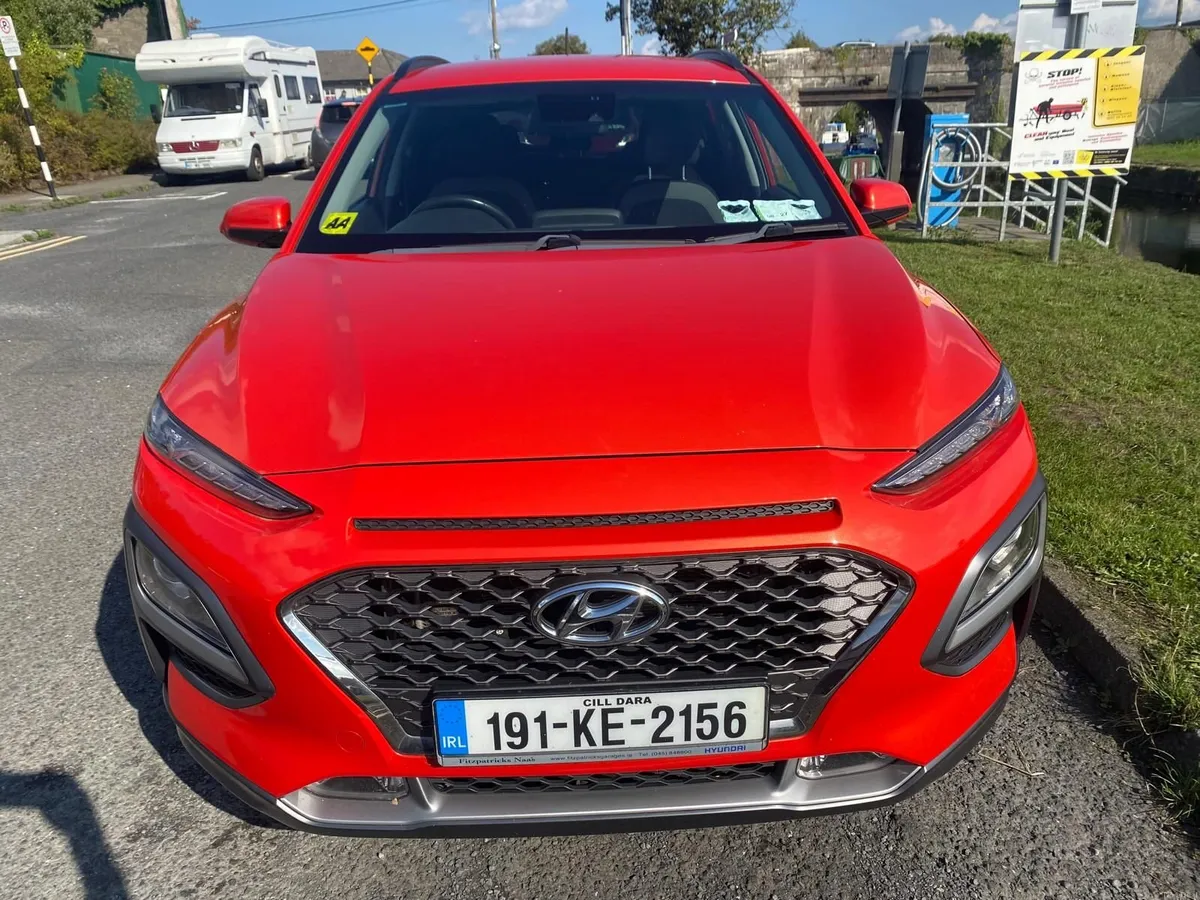 HYUNDAI KONA EXECUTIVE - Image 2