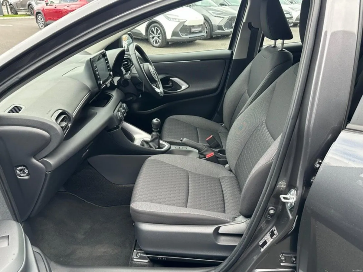 Toyota Yaris 1.5 Luna 5dr ‘’Irish Car not to be co - Image 6