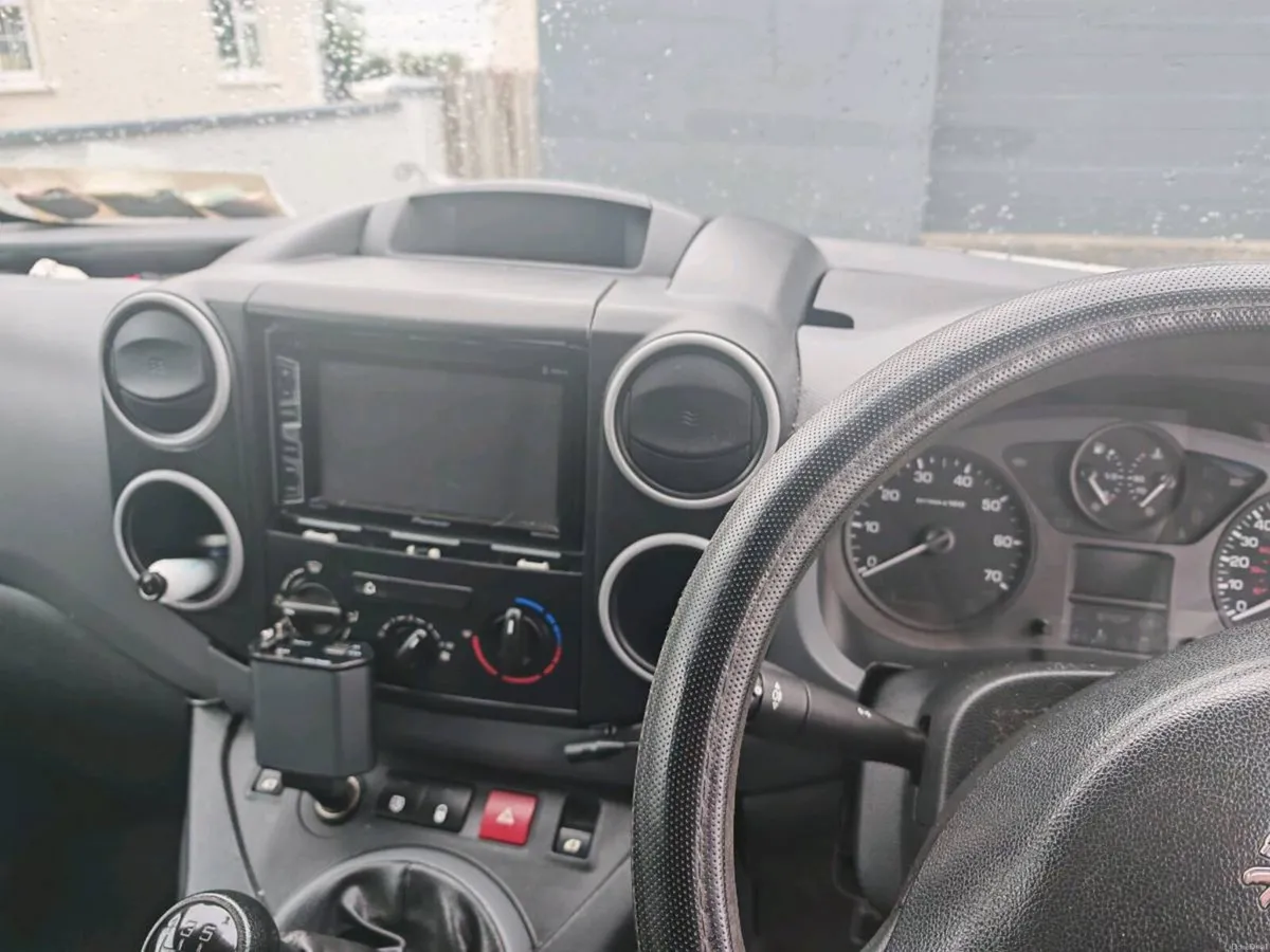 Peugeot Partner - Image 6