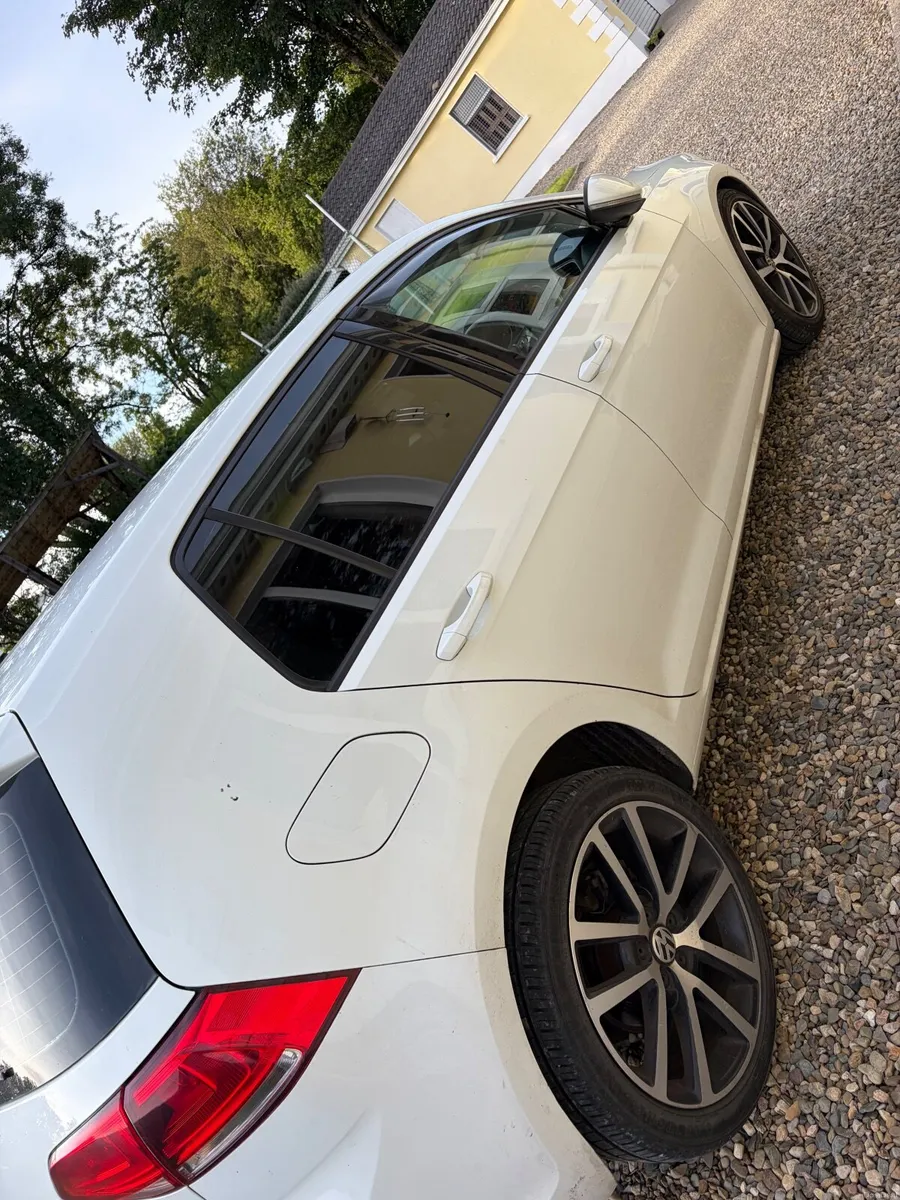 Volkswagen Golf 2014 - Image 4