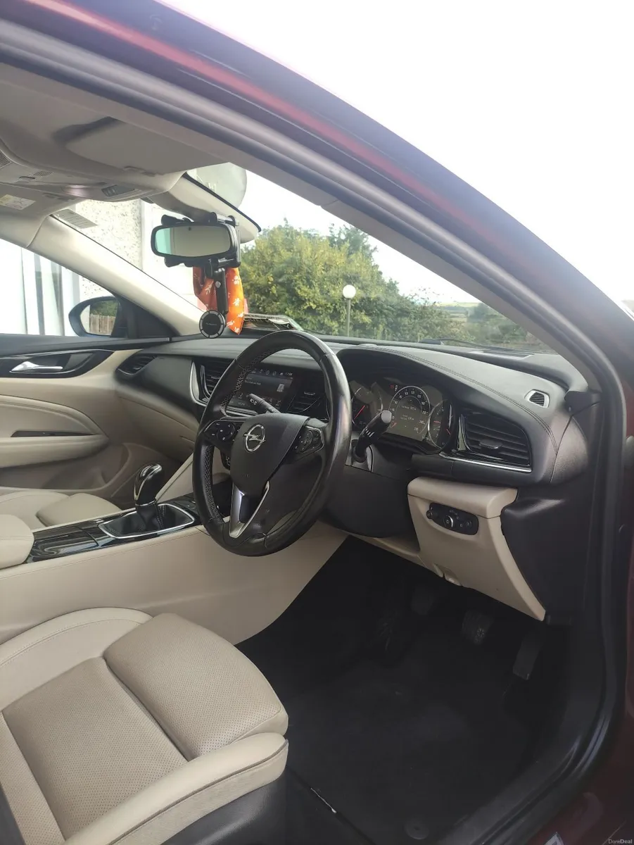 Opel Insignia 2018 - Image 2