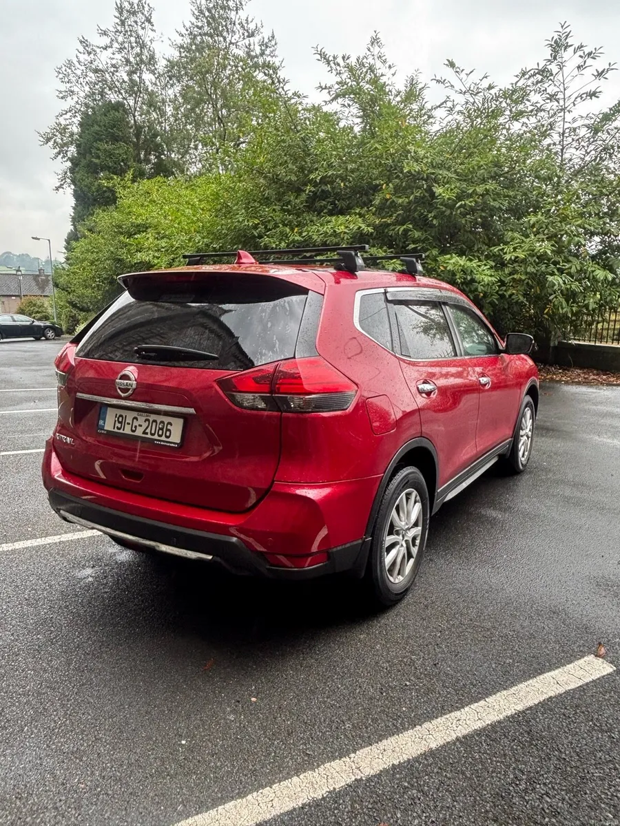 2019 Nissan X Trail 7 seater - Image 3
