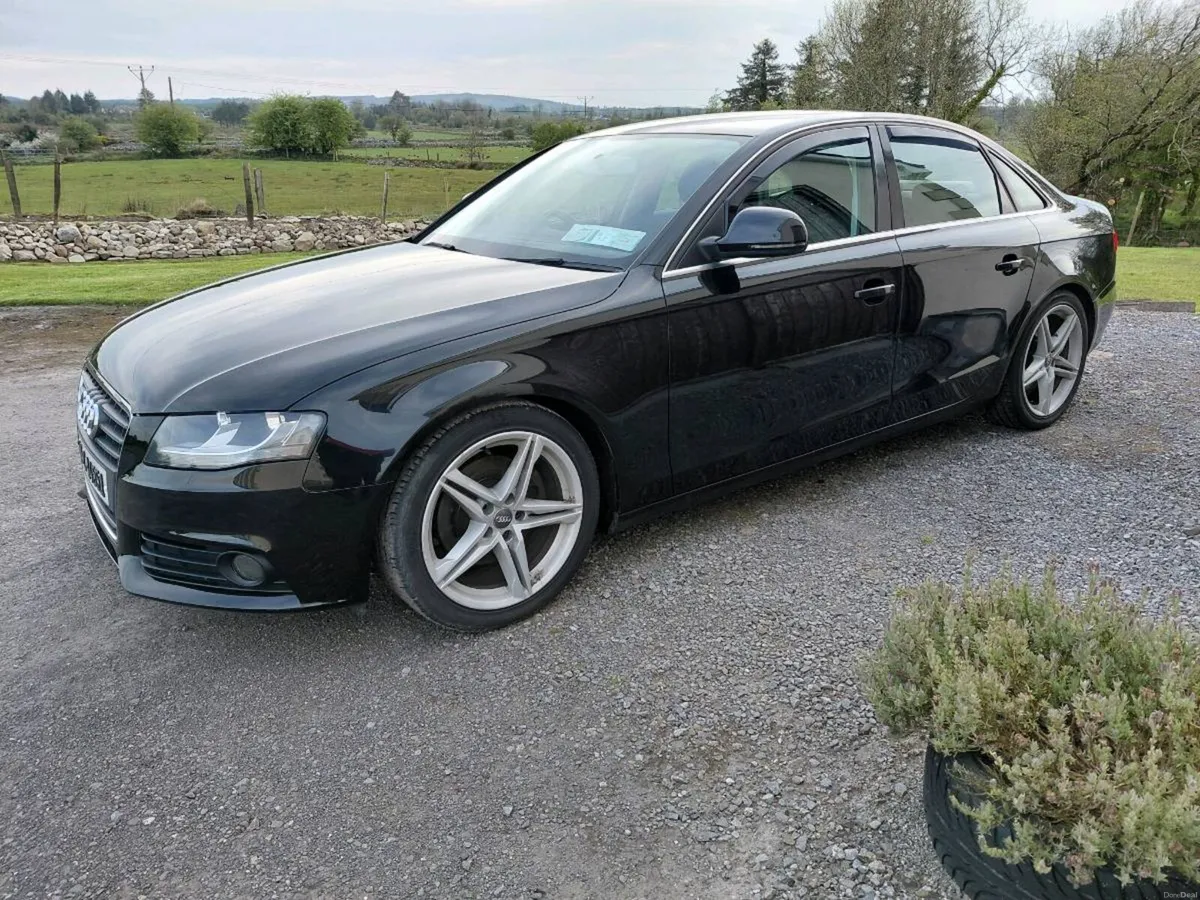 Audi A4 **low mileage** - Image 4
