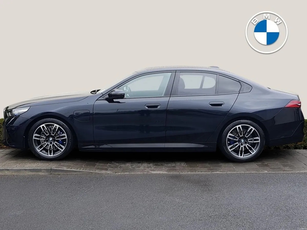 BMW 5-Series 530e M Sport - Image 3