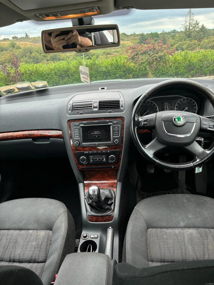 2010 Skoda - Image 6