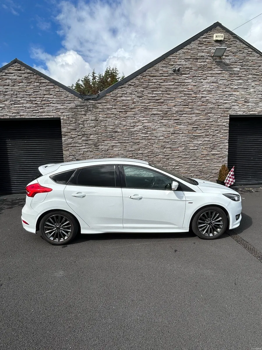 Ford Focus ST Line - Image 6