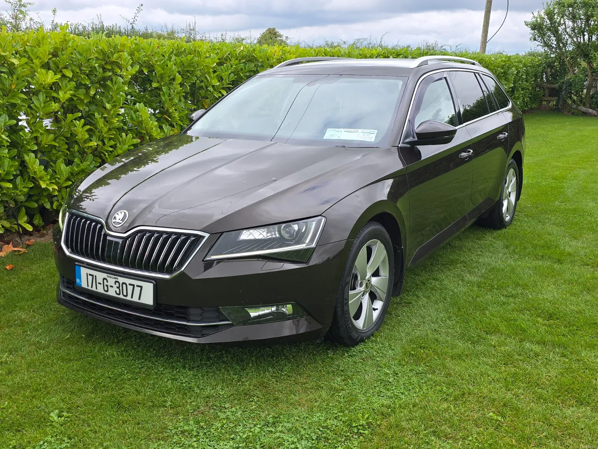 171 Skoda Superb 1.6 Diesel Leather seats - Image 3